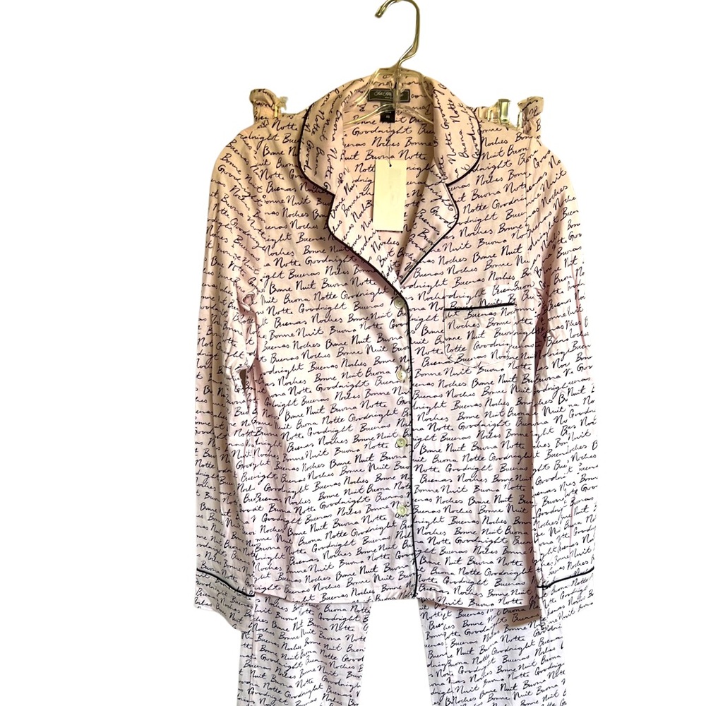 NWT Saks Fifth Avenue 2 piece chic pajamas